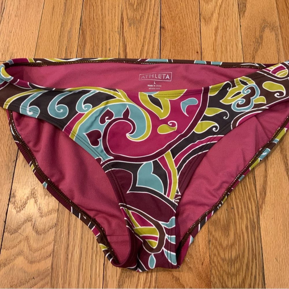 Athleta Pink, Blue and Green Motif Bottoms size Large